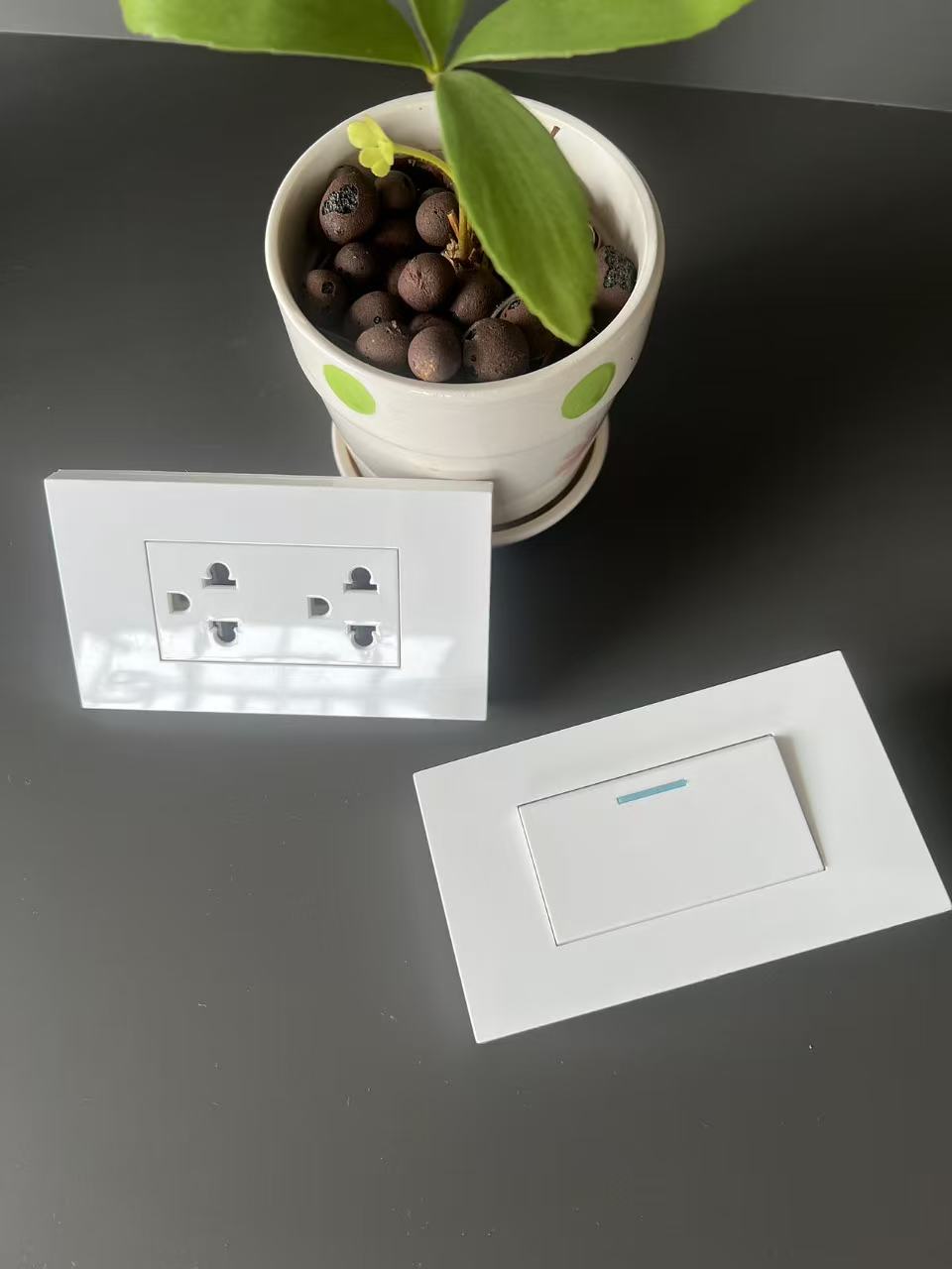 US standard wall switch